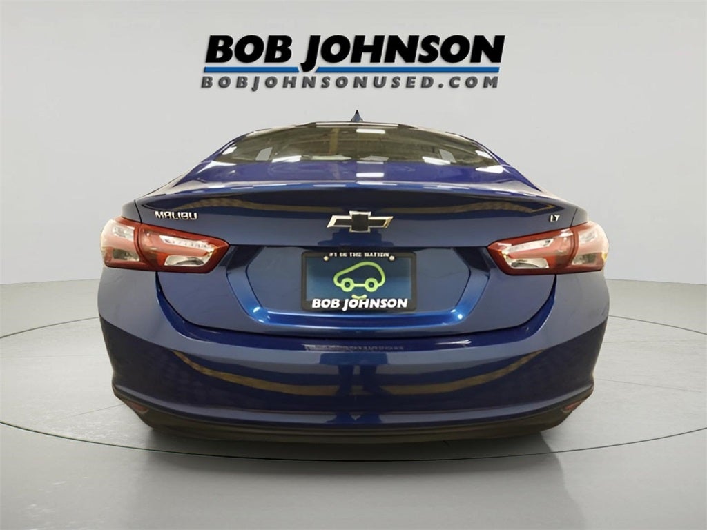 2019 Chevrolet Malibu LT w/ Leather & Sunroof *CarBravo Certified*