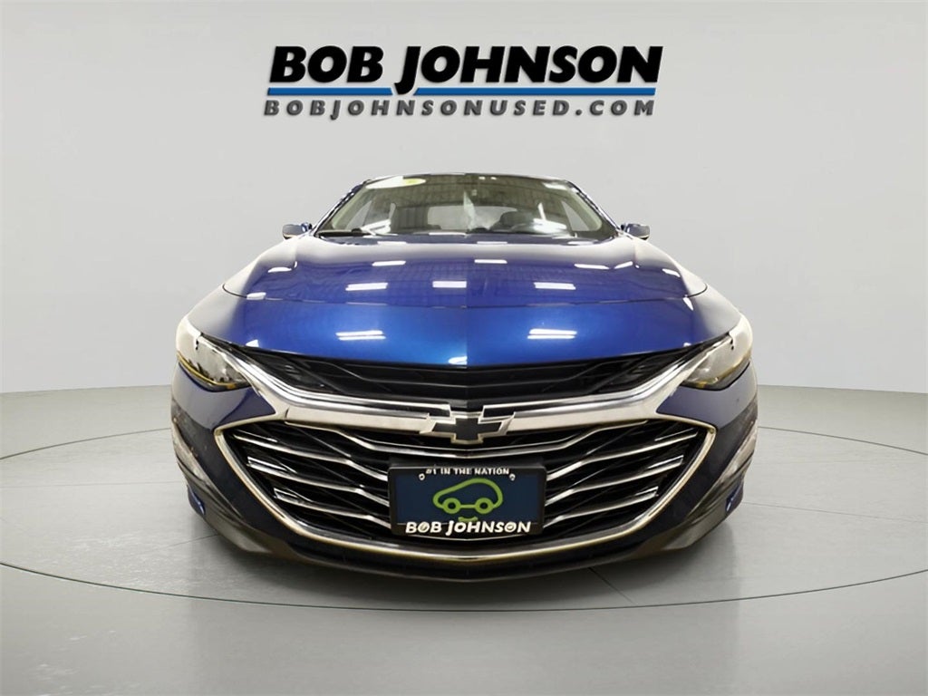 2019 Chevrolet Malibu LT w/ Leather & Sunroof *CarBravo Certified*