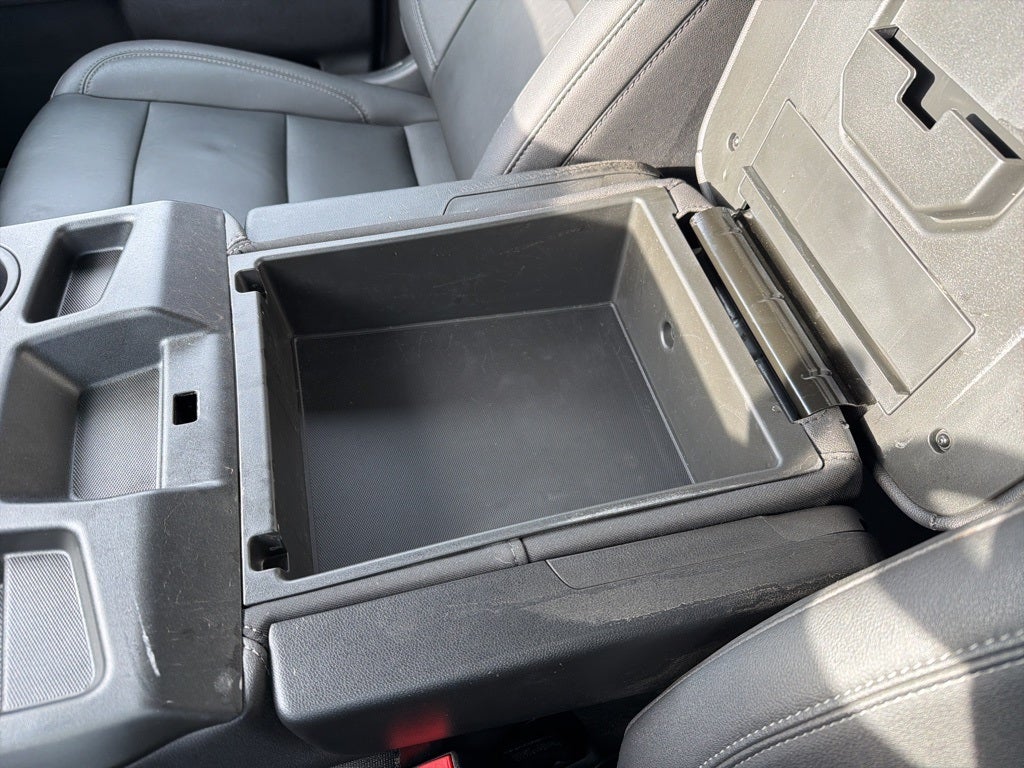 2024 Chevrolet Silverado 3500HD LT CARBRAVO!!