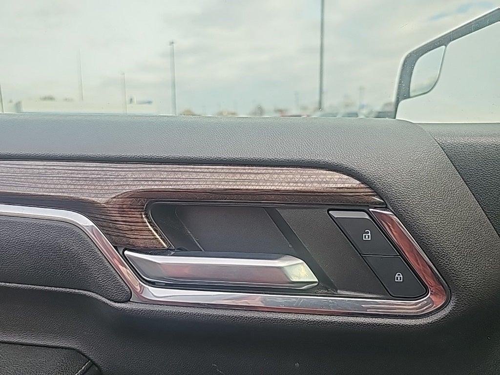 2023 Chevrolet Silverado 1500 RST Fresh Trade!!! Remote Start, Heated Seats/steering