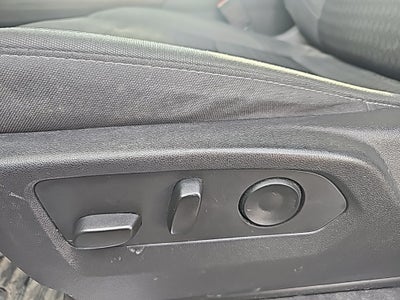 2023 Chevrolet Silverado 1500 RST Fresh Trade!!! Remote Start, Heated Seats/steering