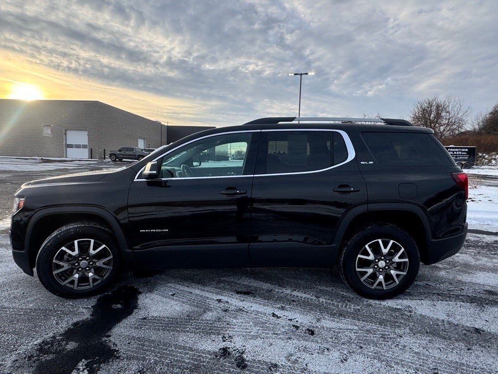 2023 GMC Acadia SLE
