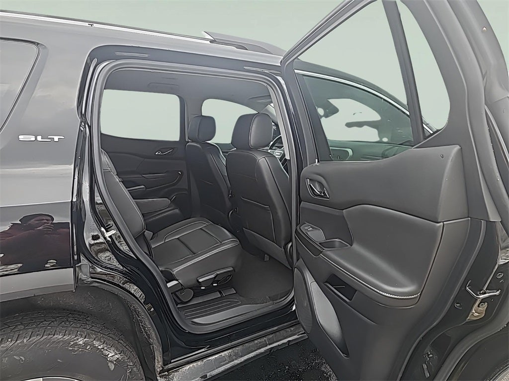 2023 GMC Acadia SLT Fresh Trade! Bose, Remote Start, Heated Seats, Pow