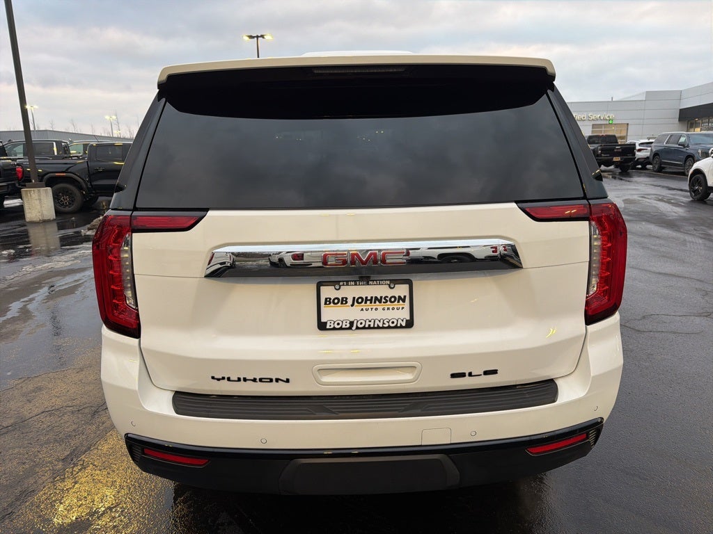 2023 GMC Yukon SLE CARBRAVO!