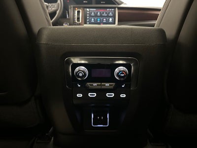 2024 GMC Yukon Denali Ultimate CARBRAVO CERTIFIED