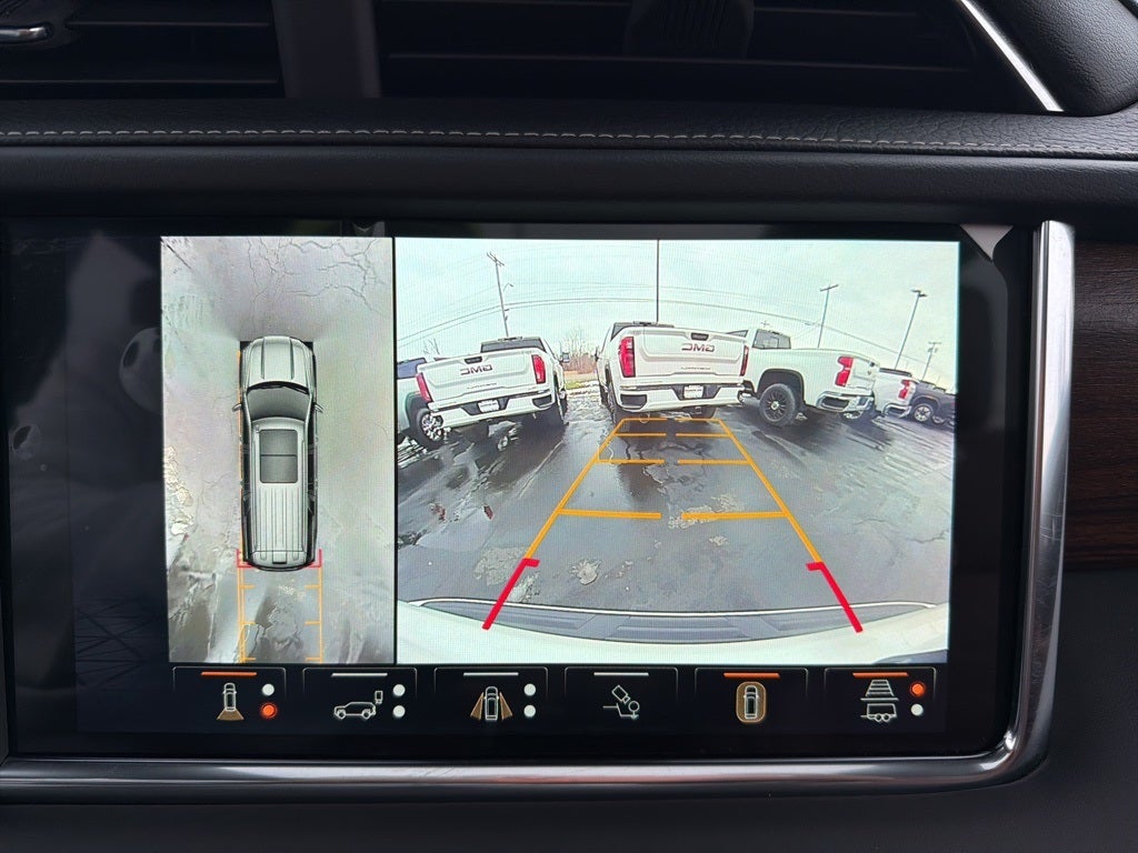 2023 GMC Yukon Denali Ultimate CARBRAVO