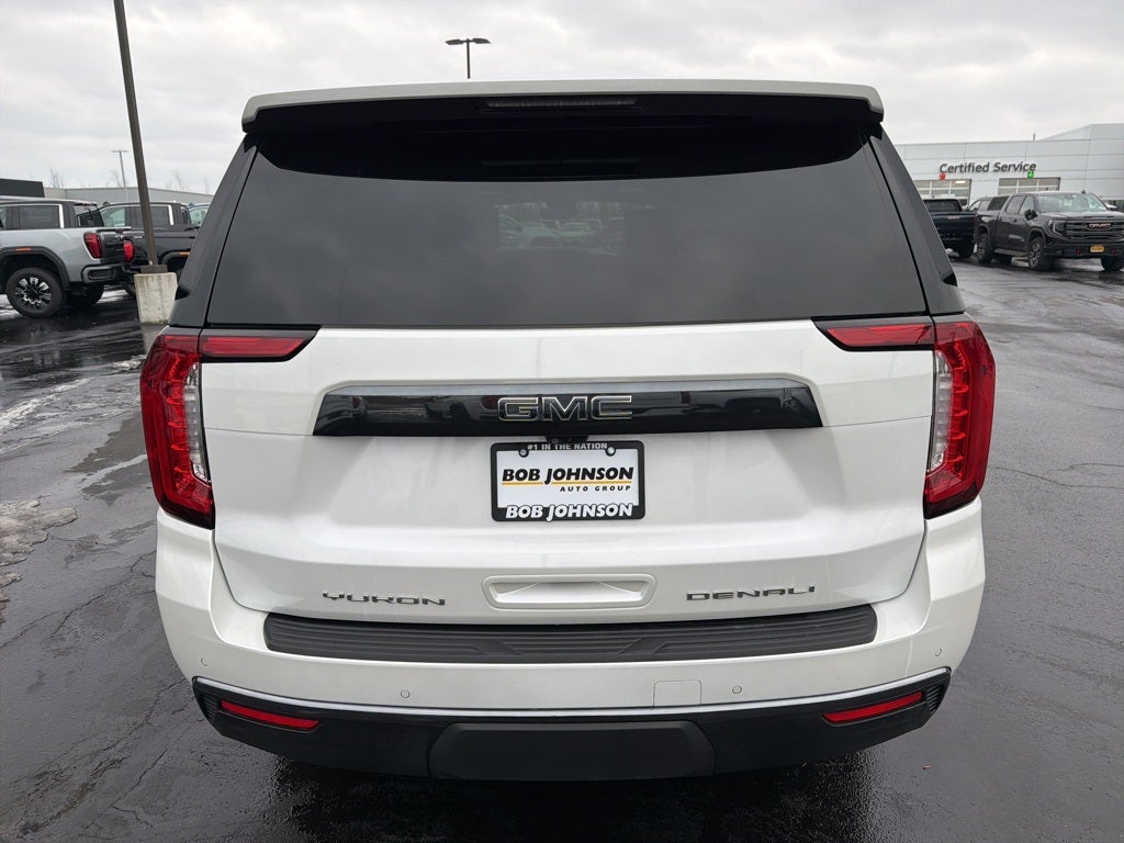 2023 GMC Yukon Denali Ultimate CARBRAVO