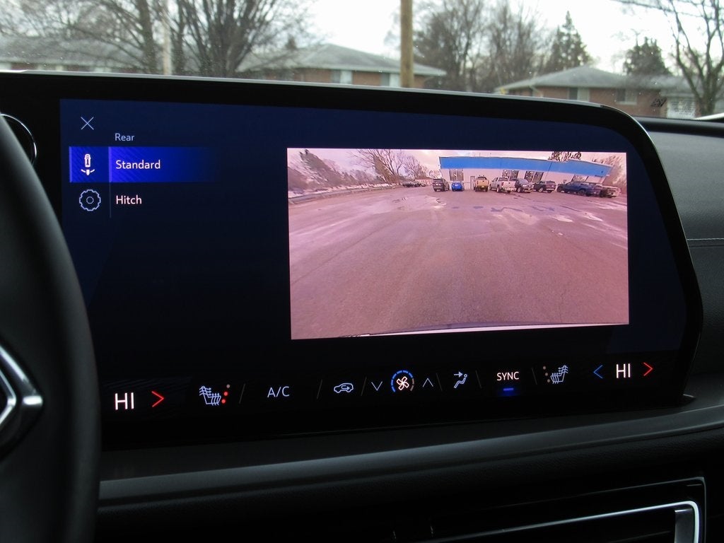 2025 Chevrolet Traverse LT 2LT