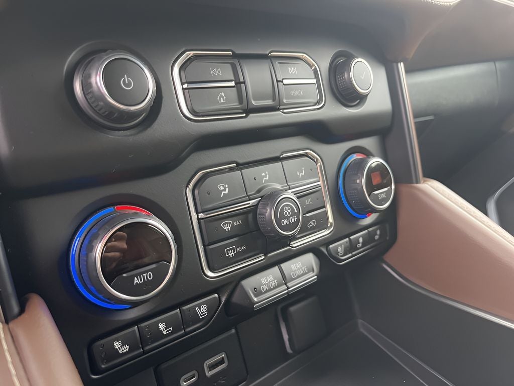 2022 Chevrolet Tahoe High Country