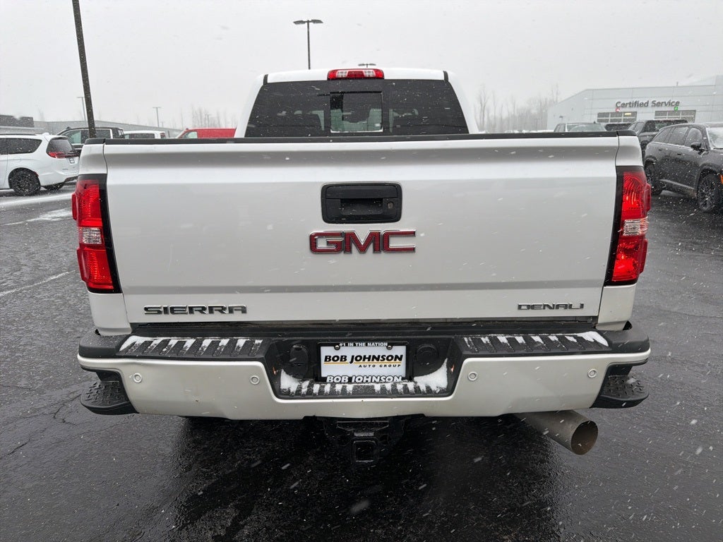 2018 GMC Sierra 3500HD Denali CARBRAVO!