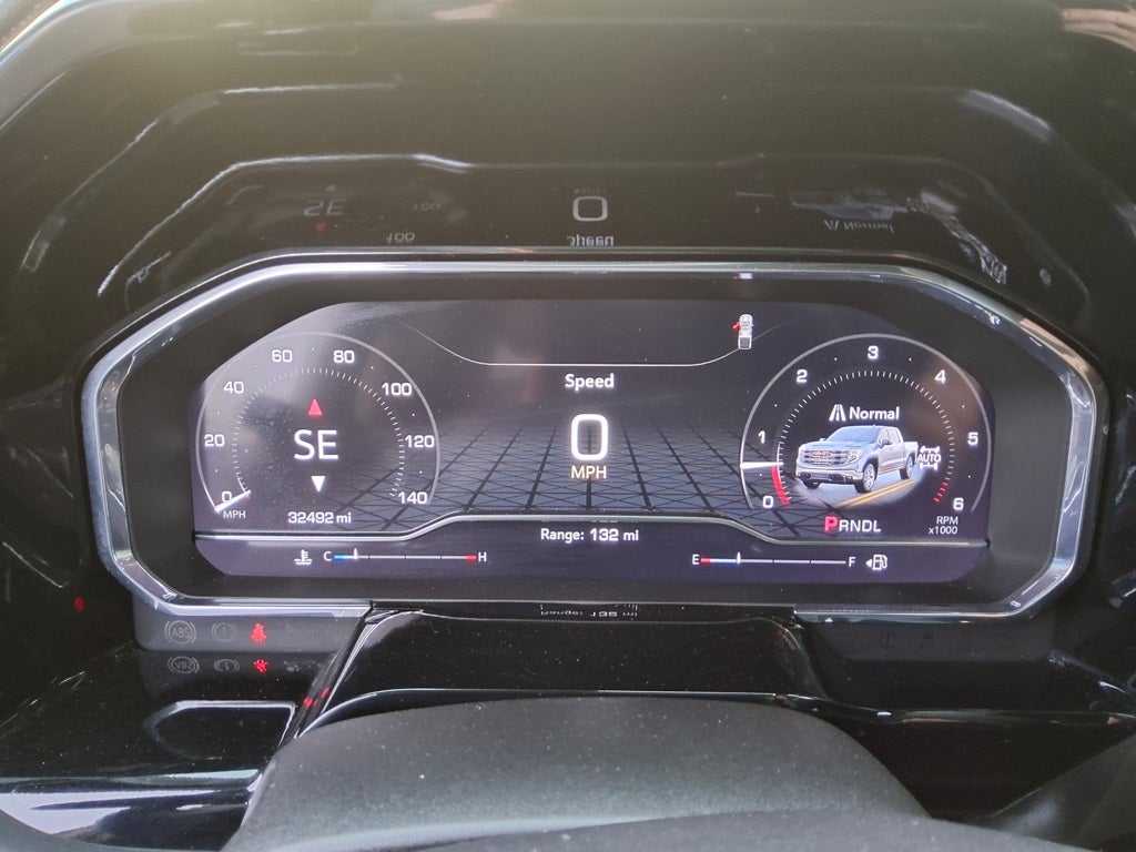 2025 GMC Sierra 1500 SLT Leather W/Heated Power Seats!