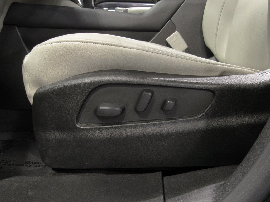 2022 Cadillac XT4 Luxury CARBRAVO CERTIFIED