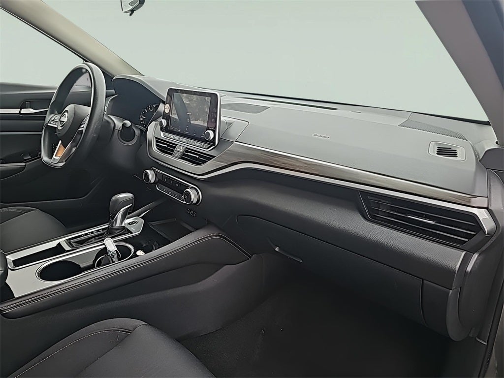 2023 Nissan Altima 2.5 SV Fresh Trade! Remote Start!