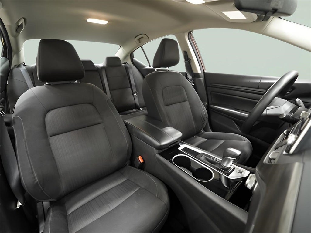 2024 Nissan Altima 2.5 SV *CarBravo Certified*