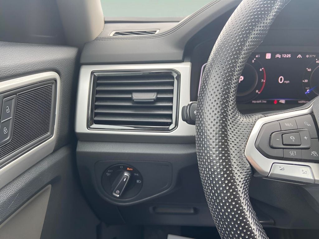 2022 Volkswagen Atlas 3.6L V6 SEL R-Line