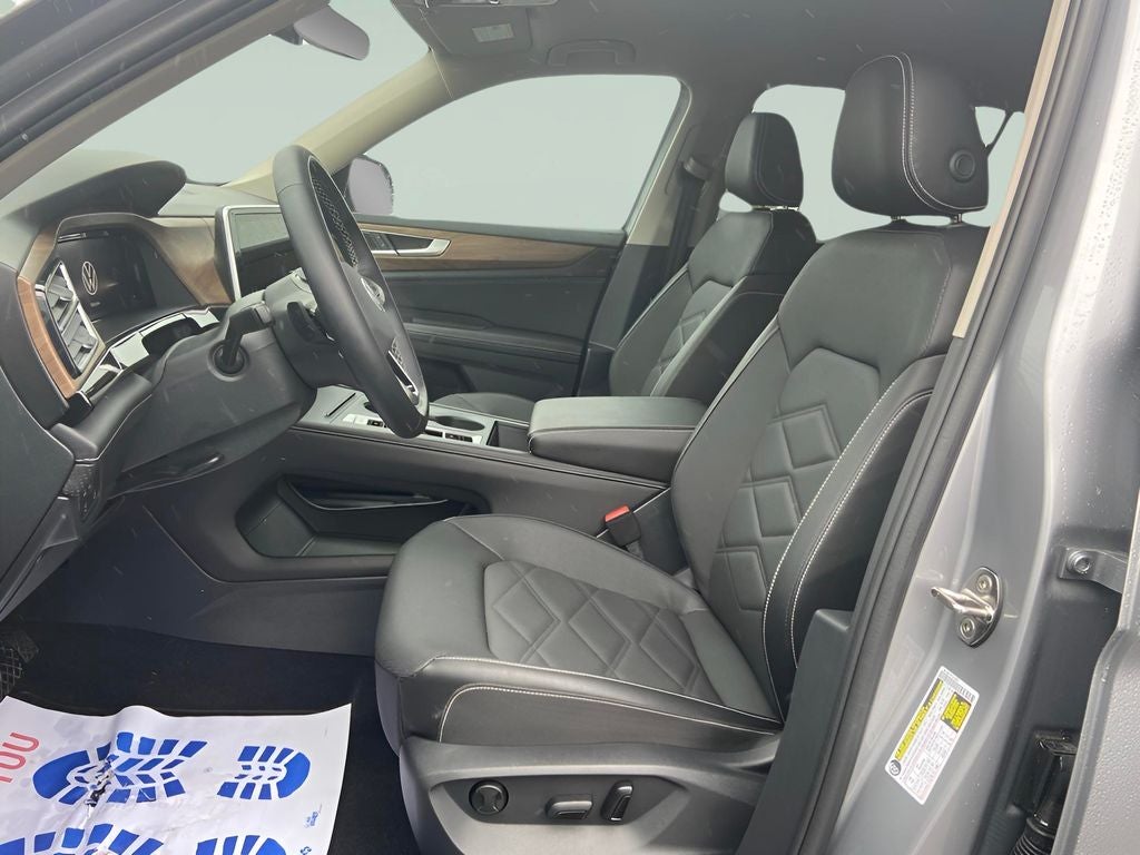 2025 Volkswagen Atlas 2.0T SE