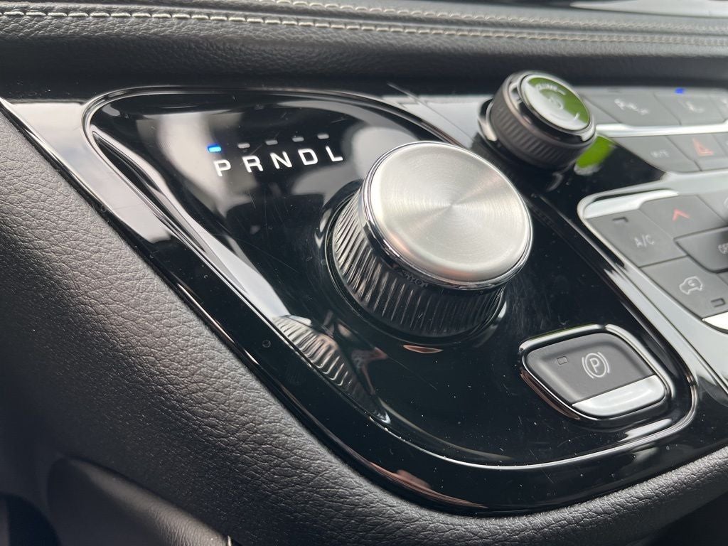 2024 Chrysler Pacifica Limited S APPERANCE PACKAGE