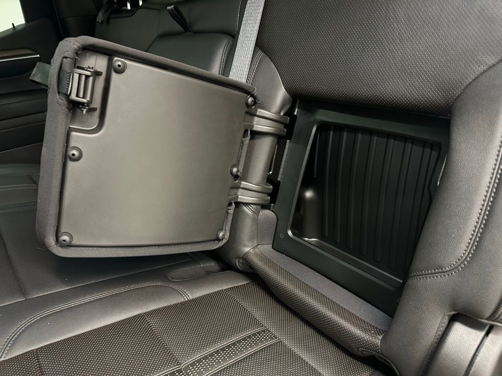 2022 Chevrolet Silverado 1500 High Country CARBRAVO CERTIFIED