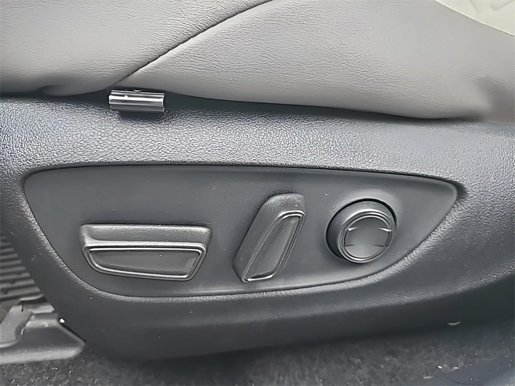 2024 Toyota RAV4 Adventure Remote Start, Automatic Climate (CarBravo Certifie