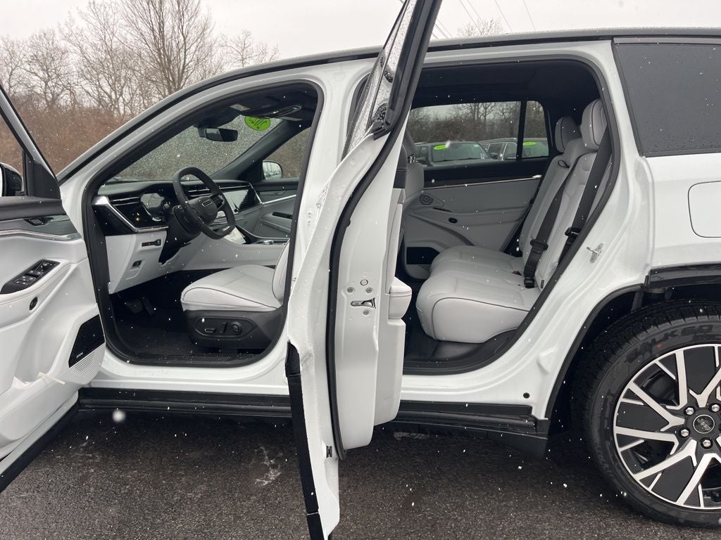 2025 Jeep Wagoneer S Limited