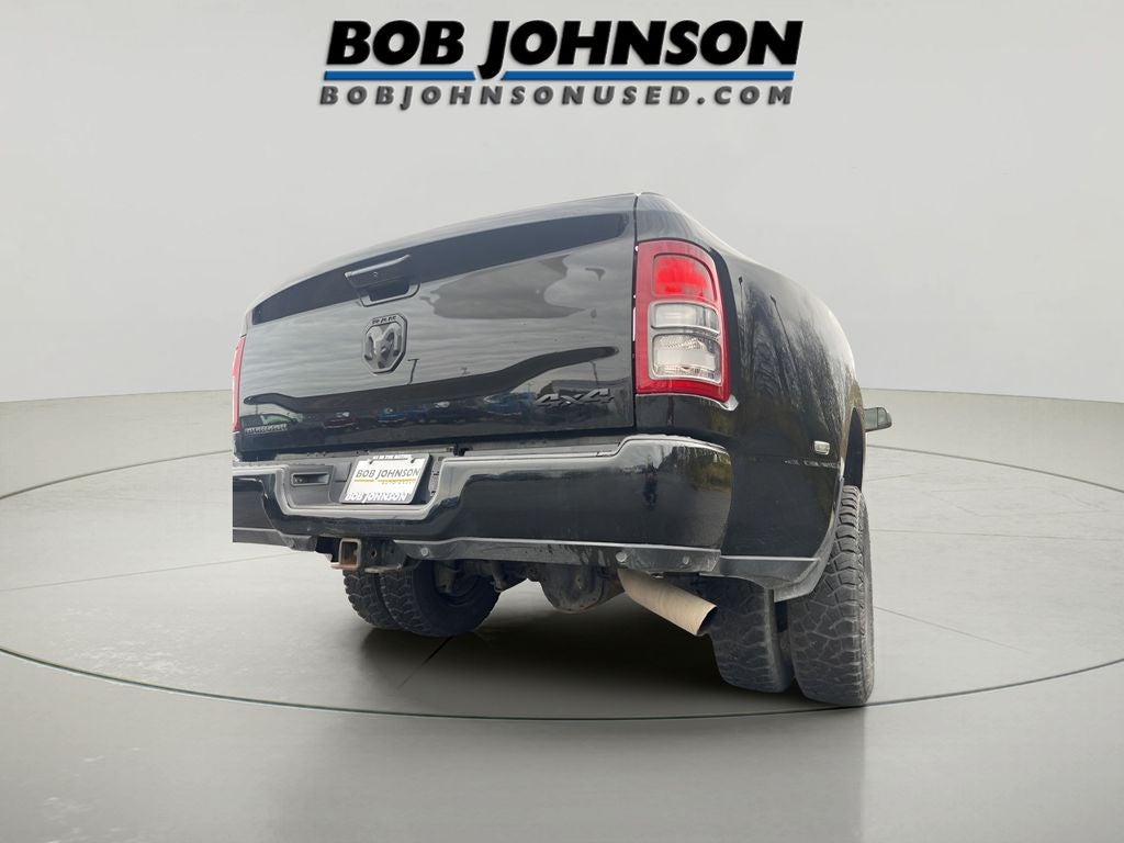 2022 RAM 3500 Big Horn NIGHT EDITION/5TH WHEEL/DUALLY