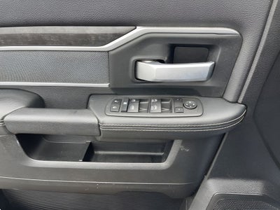 2022 RAM 3500 Big Horn NIGHT EDITION/5TH WHEEL/DUALLY