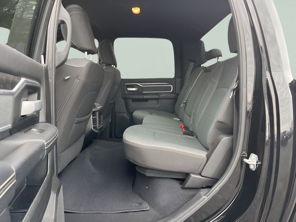 2022 RAM 3500 Big Horn NIGHT EDITION/5TH WHEEL/DUALLY