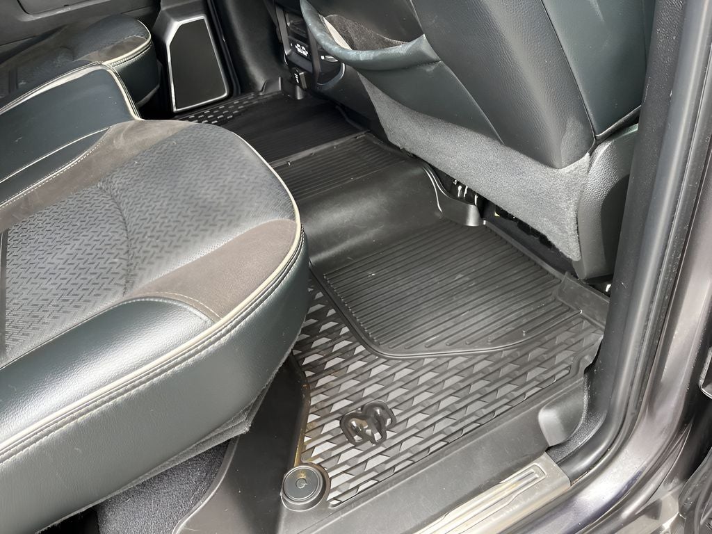 2022 RAM 2500 Laramie NIGHT EDITION