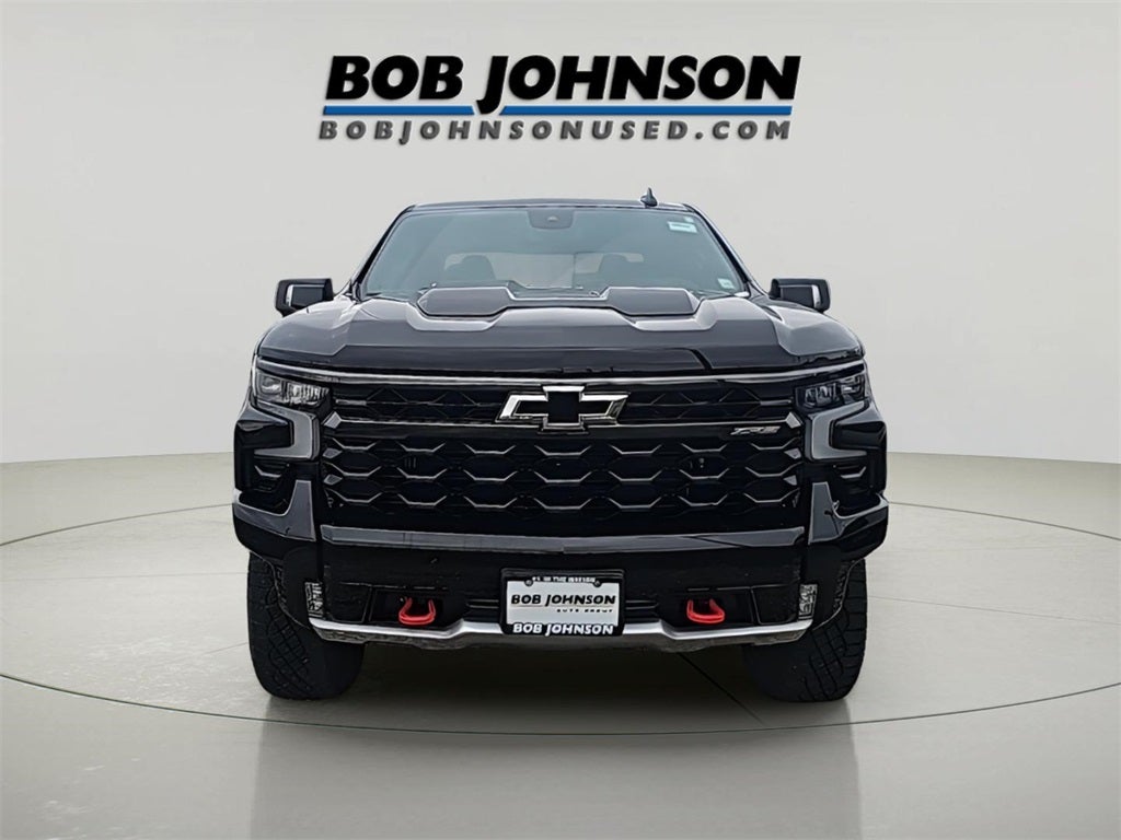 2023 Chevrolet Silverado 1500 ZR2 Fully Loaded, Custom Exhaust, (Carbravo Certified!