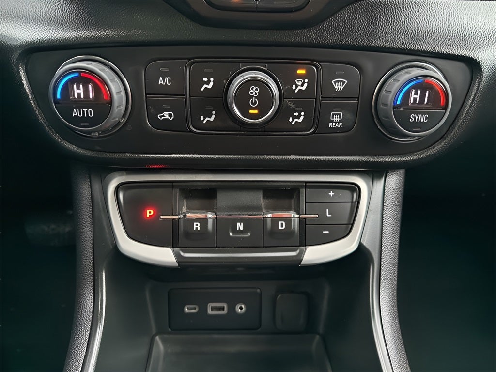 2023 GMC Terrain SLE CARBRAVO!