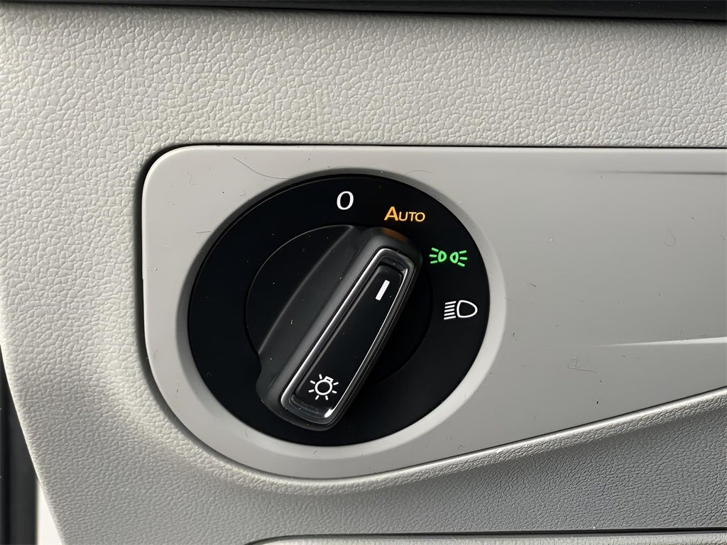 2022 Volkswagen Tiguan 2.0T SE Certified