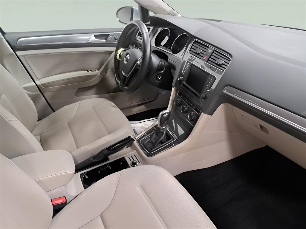 2017 Volkswagen Golf Alltrack TSI S 4Motion Heated Seats