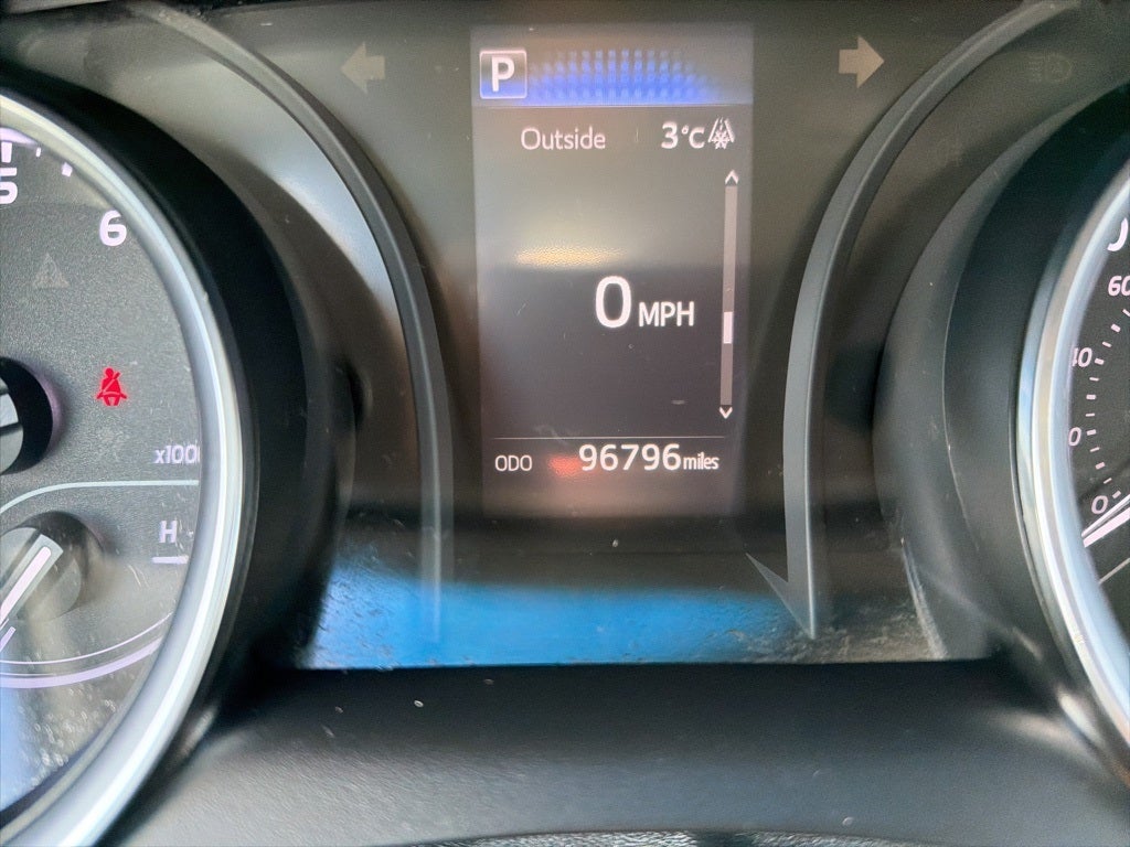2018 Toyota Camry SE CARBRAVO!