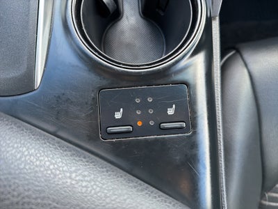 2018 Toyota Camry SE CARBRAVO!