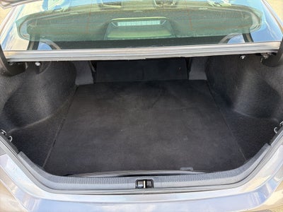 2018 Toyota Camry SE CARBRAVO!