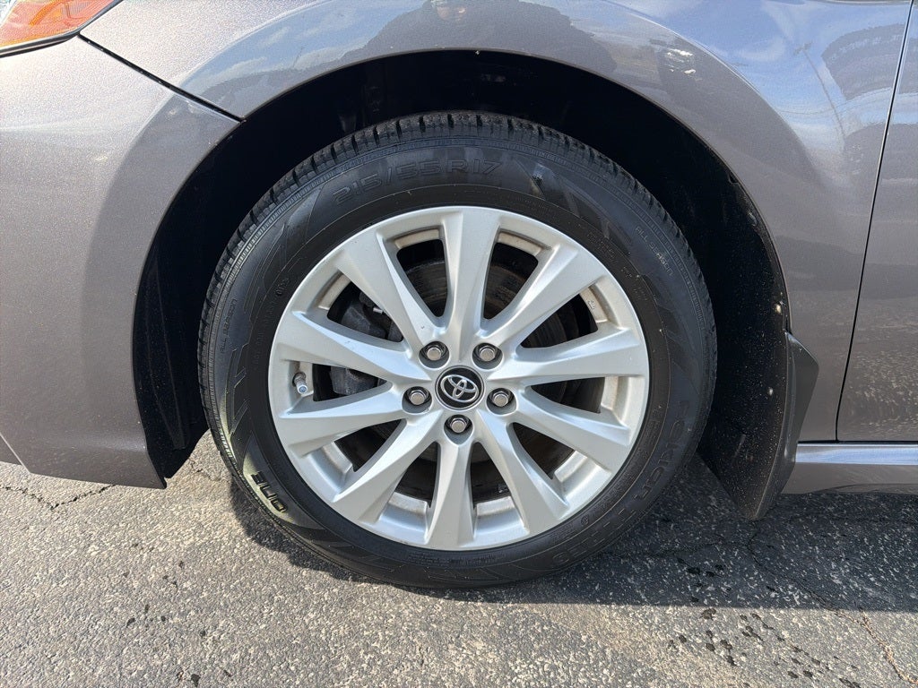 2018 Toyota Camry SE CARBRAVO!