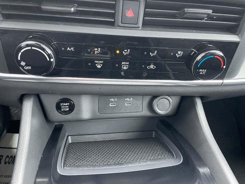 2024 Nissan Rogue S Certified - Heated and Leather Seats *$500 CPO Reb