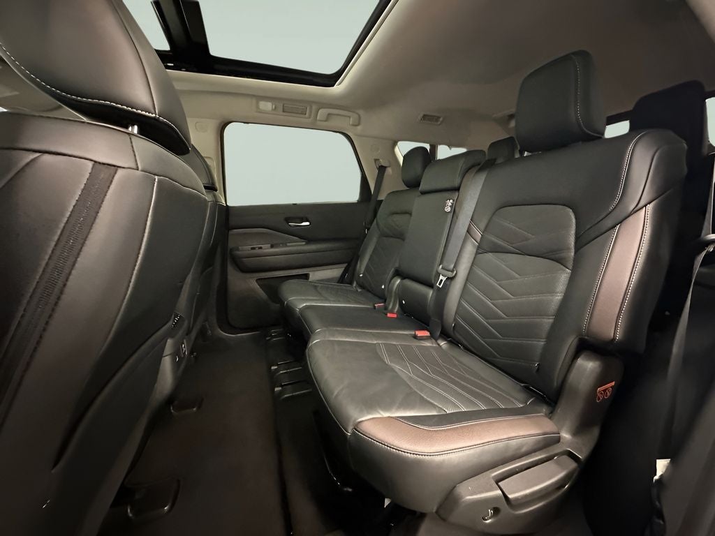 2024 Nissan Pathfinder Platinum CARBRAVO CERTIFIED