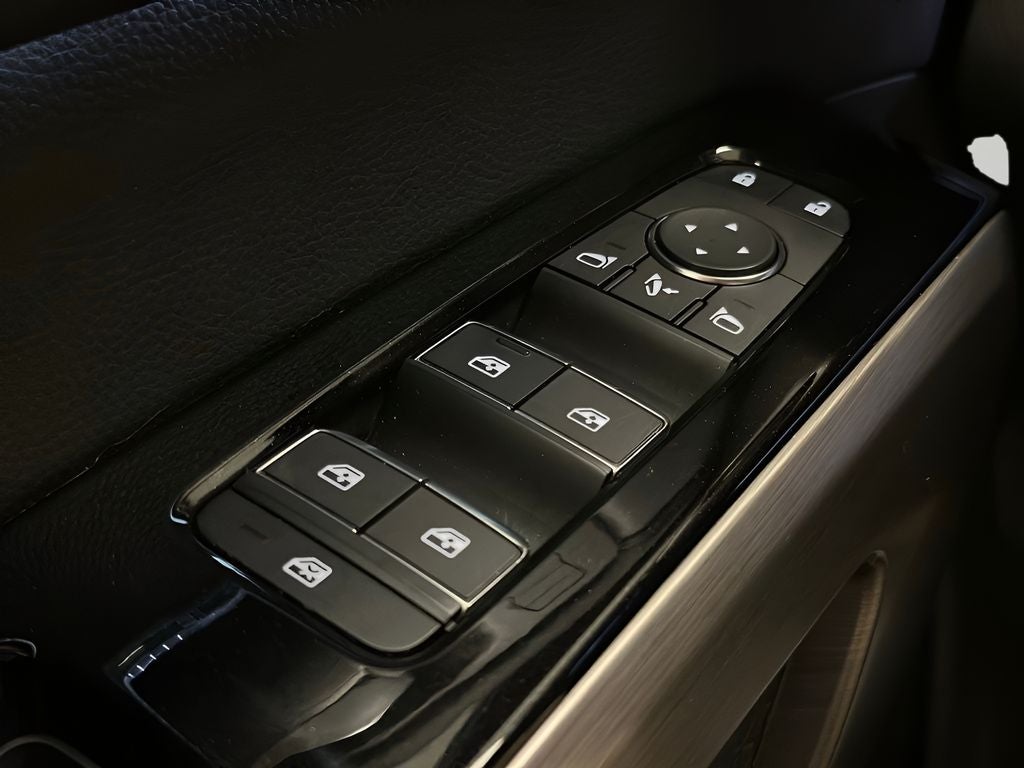 2024 Nissan Pathfinder Platinum CARBRAVO CERTIFIED