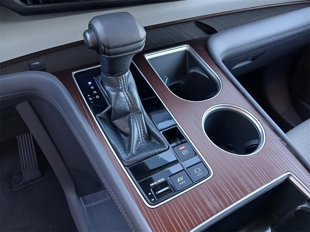 2021 Toyota Sienna LE 8 Passenger