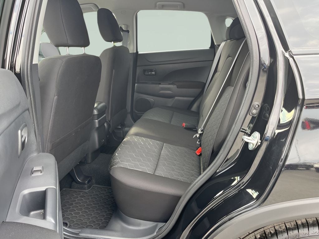 2025 Mitsubishi Outlander Sport 2.0 LE