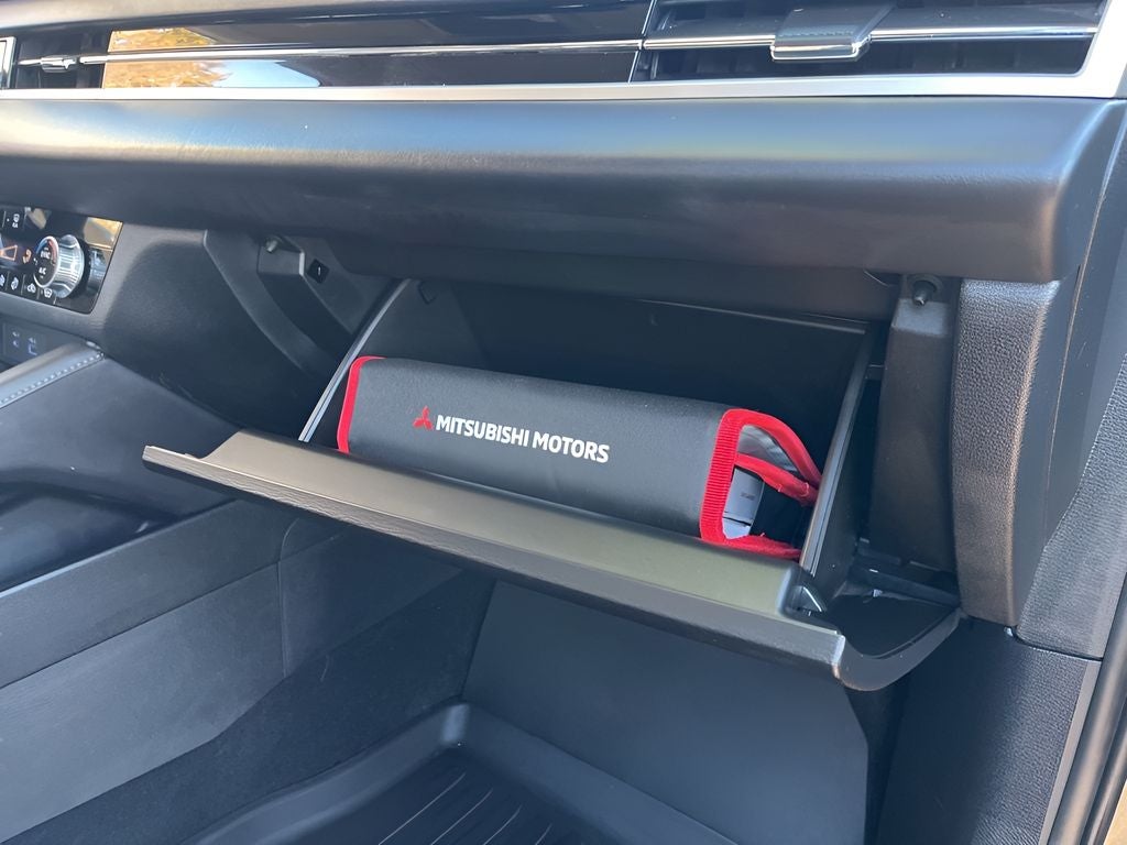 2023 Mitsubishi Outlander PHEV SEL