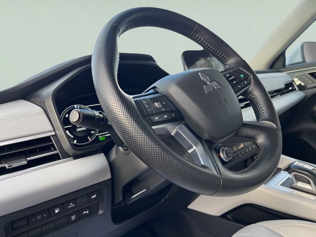 2023 Mitsubishi Outlander PHEV SEL