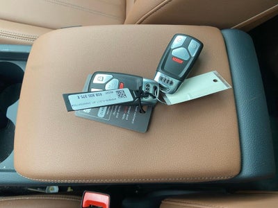 2025 Audi Q5 40 Premium Convenience Plus Package Panoramic Sunr quattro