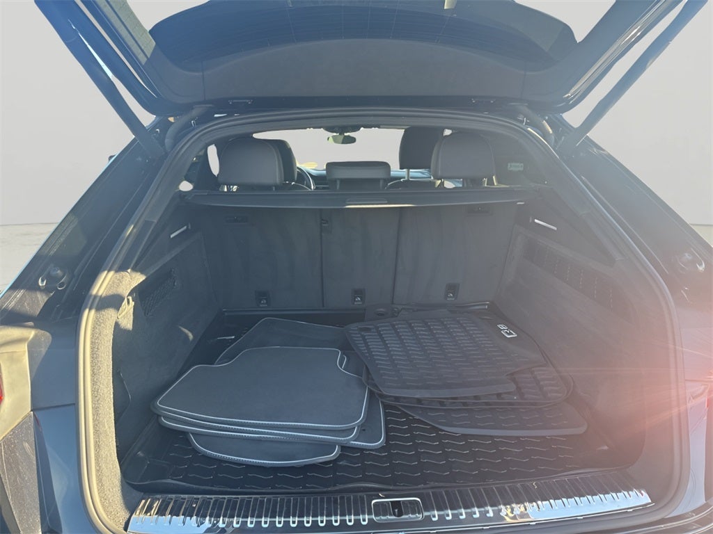 2020 Audi Q8 55 Premium Plus quattro