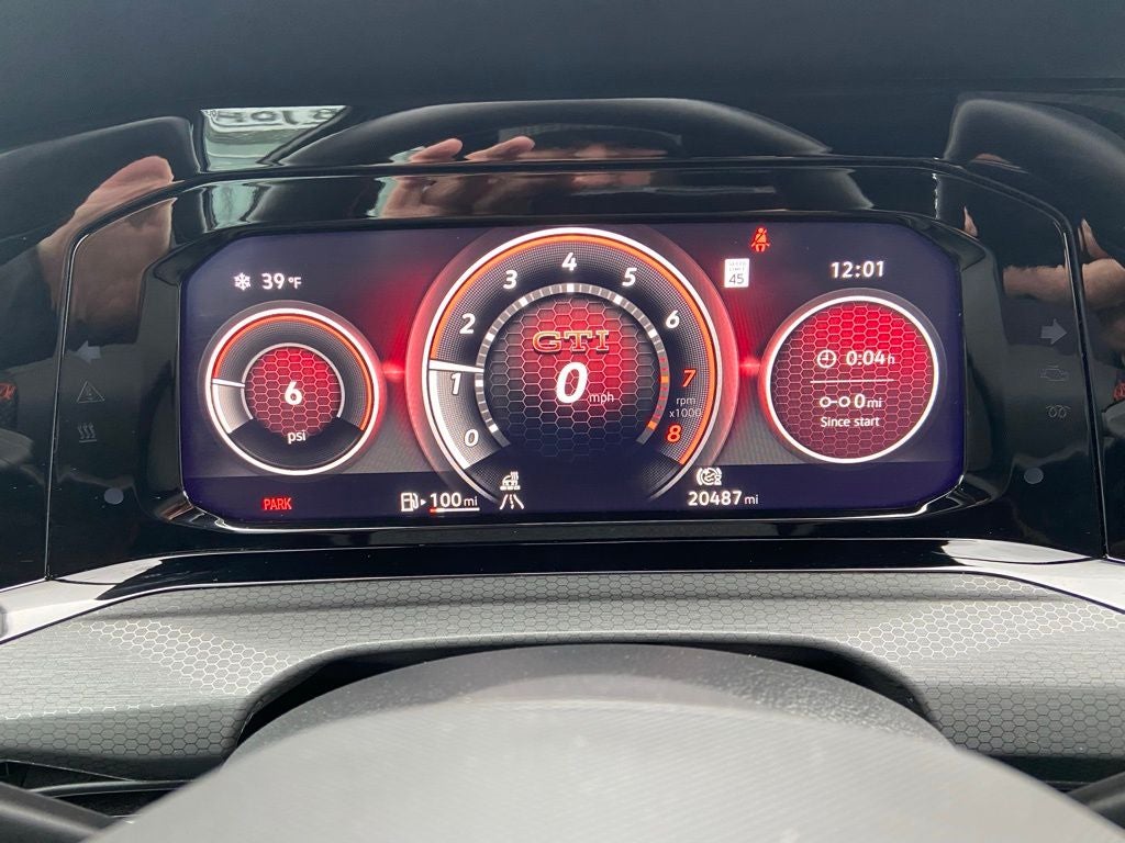 2023 Volkswagen Golf GTI 2.0T SE