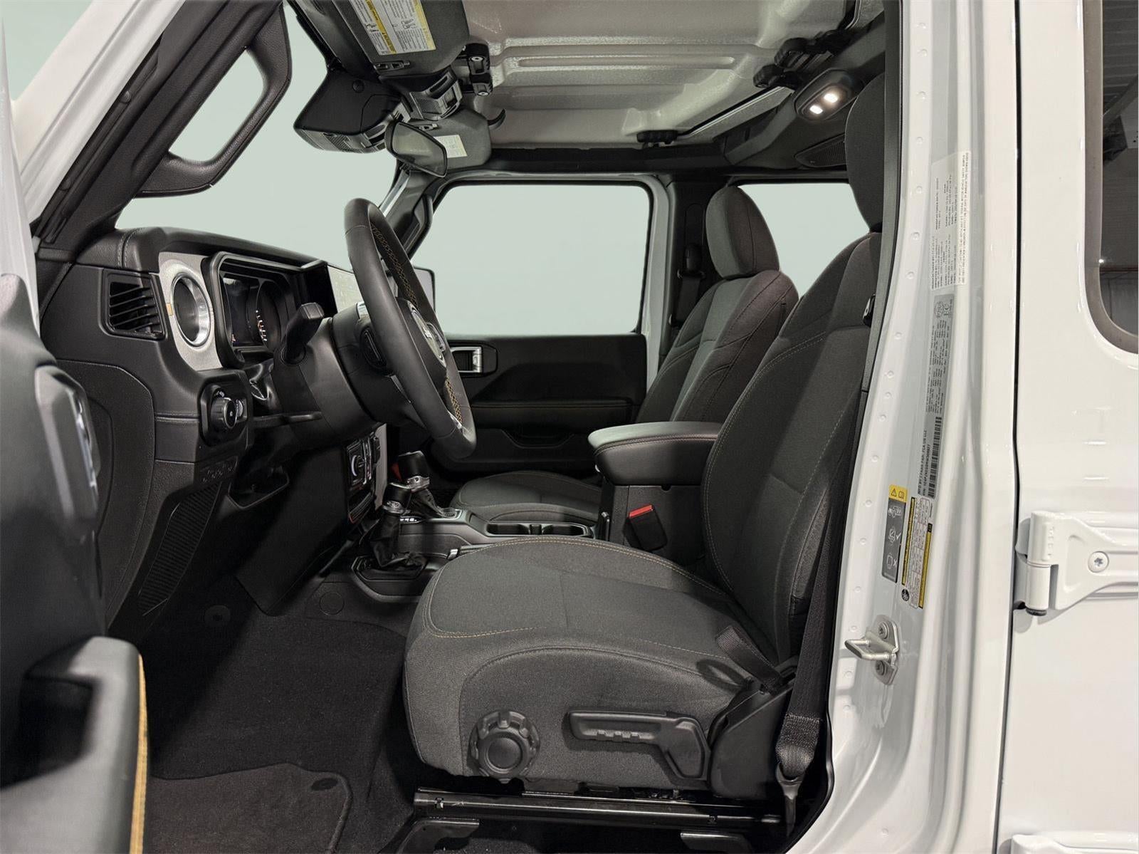 2024 Jeep Wrangler 4-Door Sahara