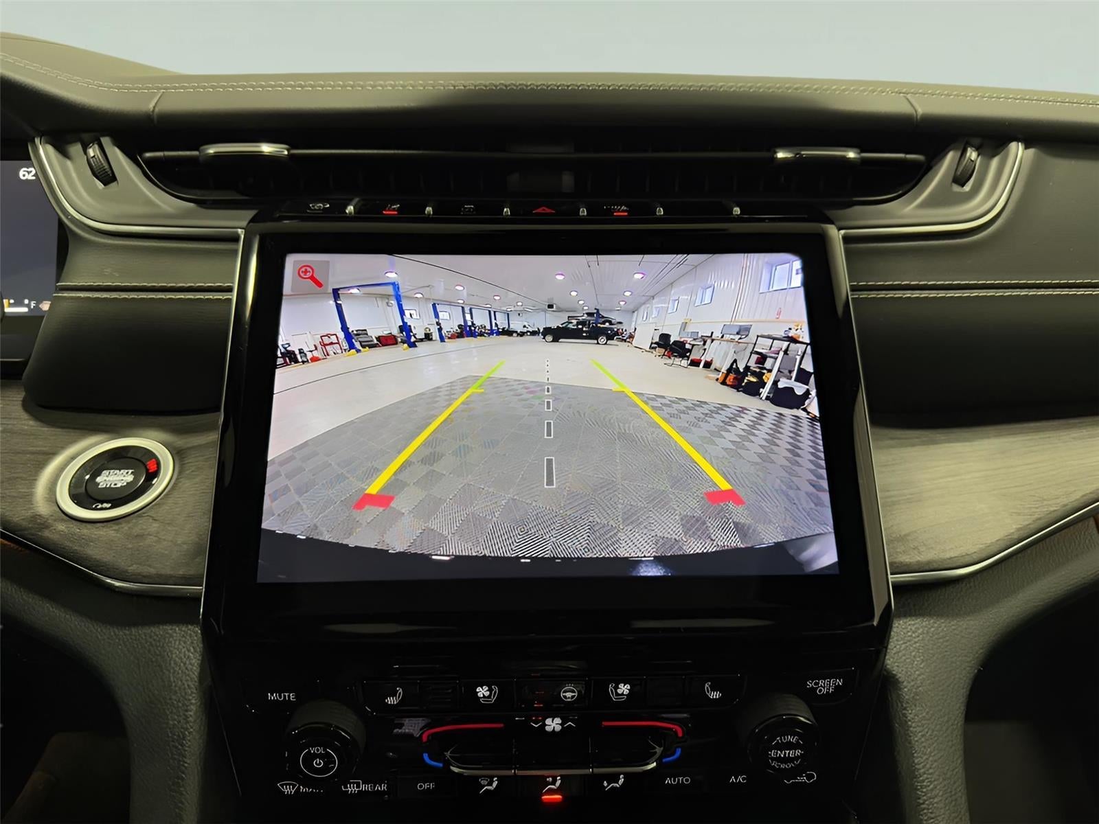 2025 Jeep Grand Cherokee L Overland 4x4