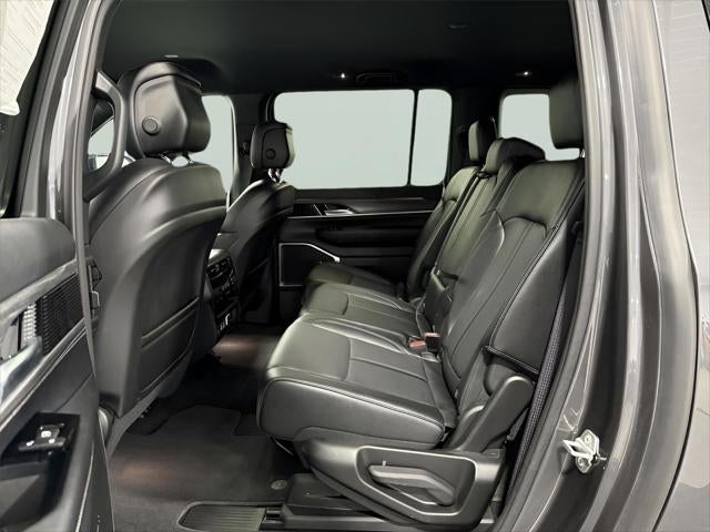 2023 Jeep Wagoneer L Series III 4x4