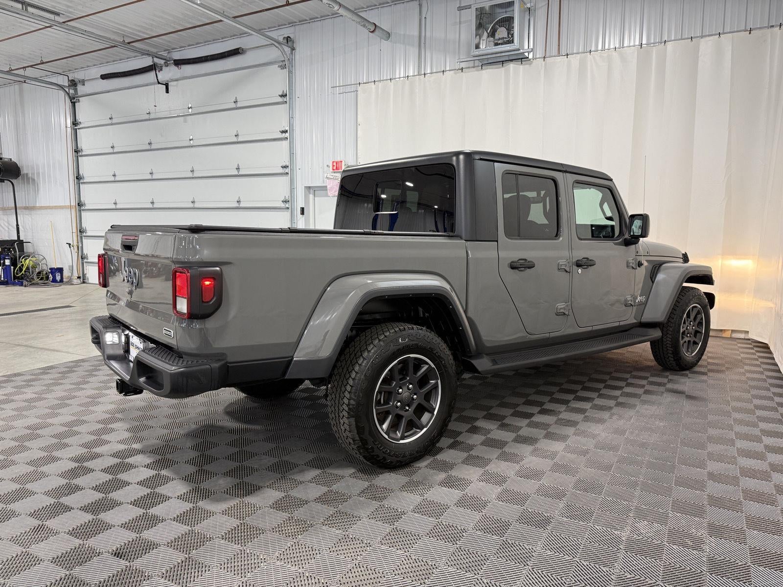 2023 Jeep Gladiator Overland 4x4